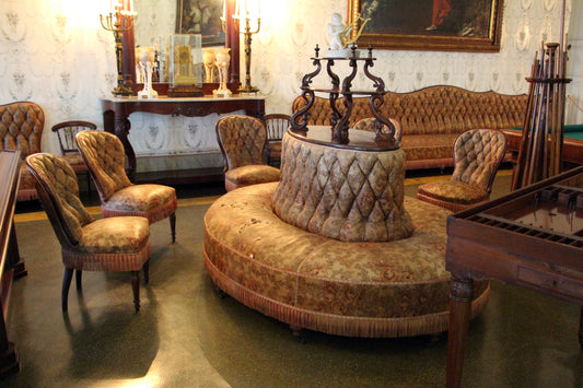 The History of Italian Antiques