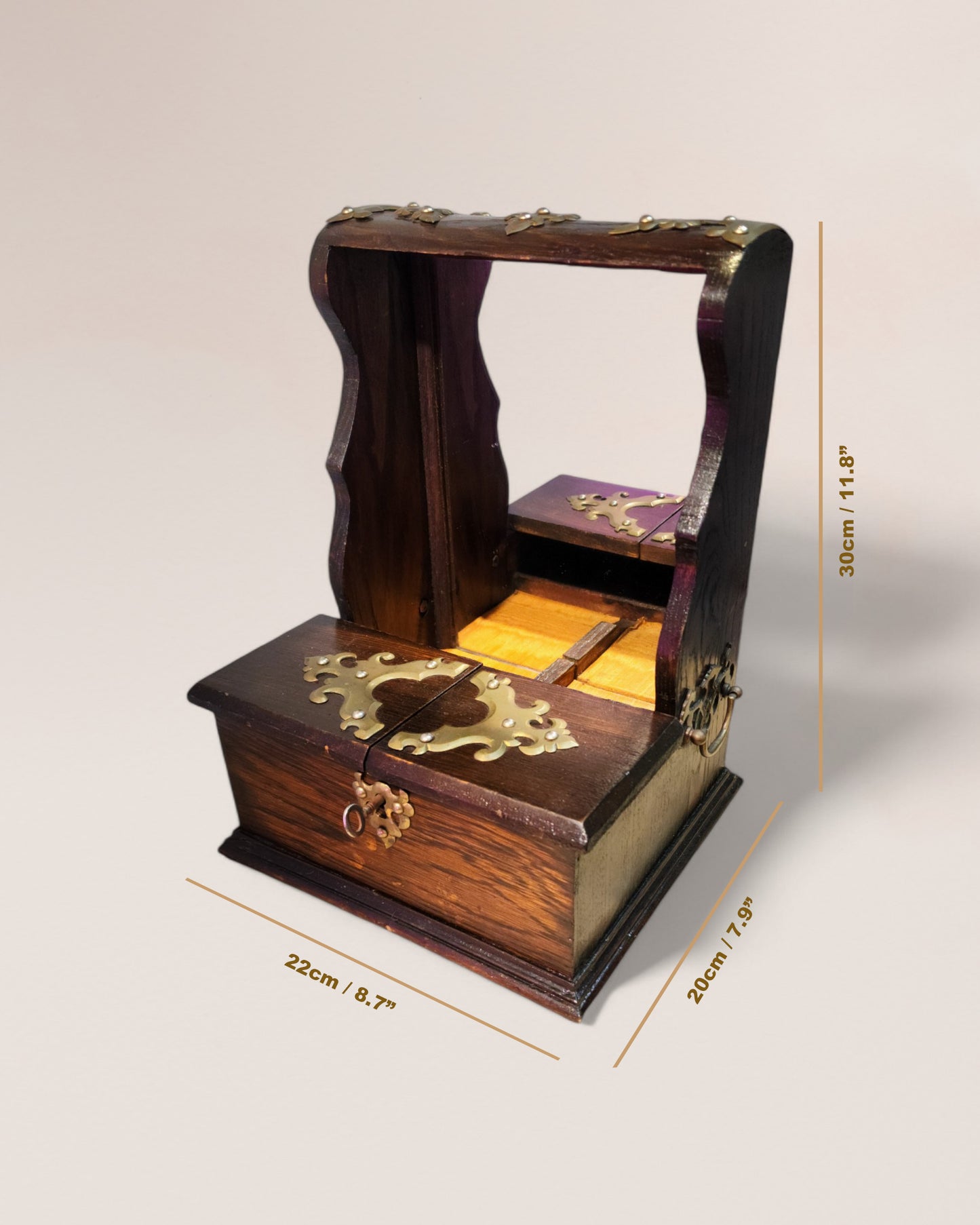 Late 1800s Wood Cased Victorian Tantalus with Mirror