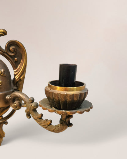 Pair of 1920s Antique Italian Bronze Wall Lamp / sconces
