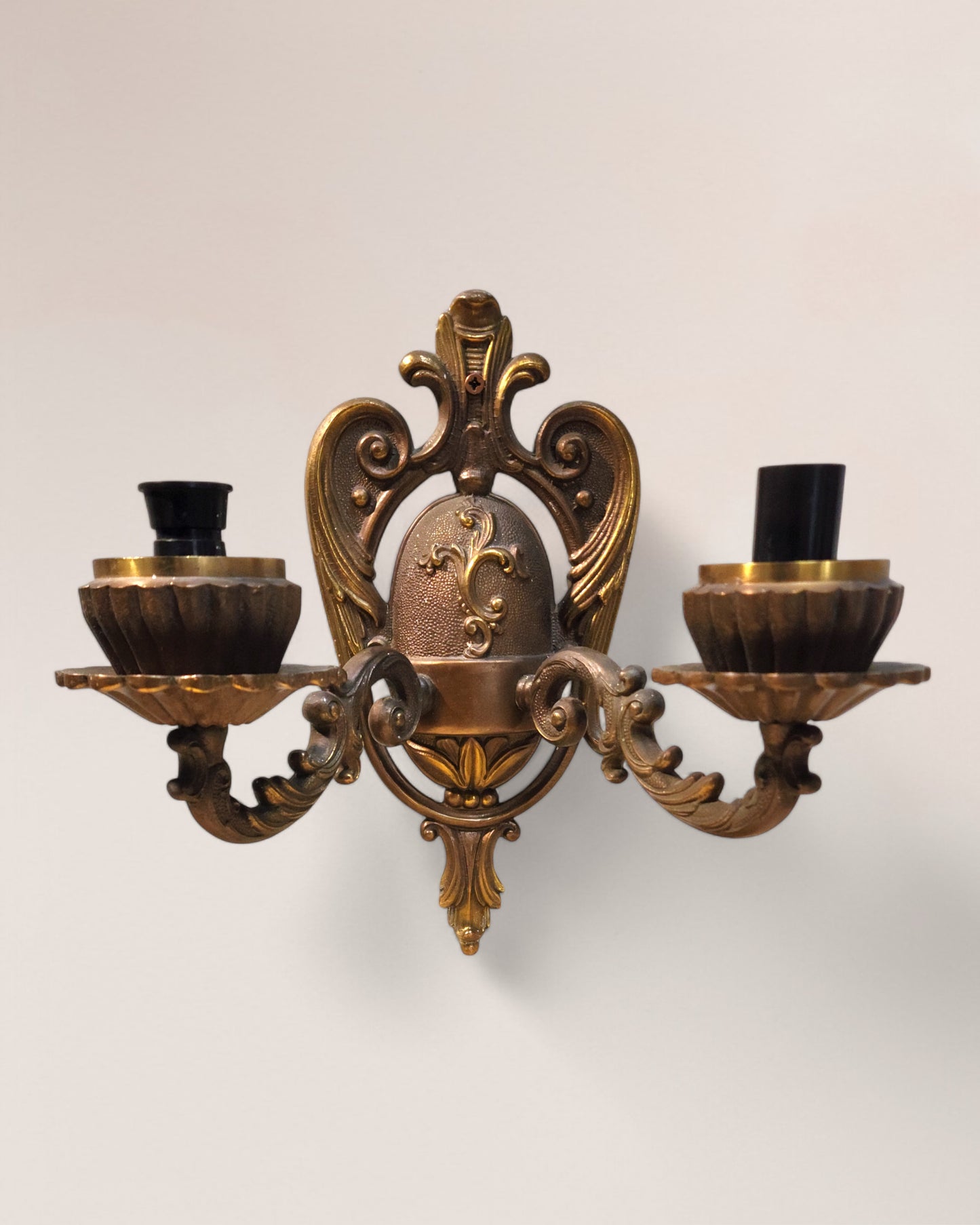 Pair of 1920s Antique Italian Bronze Wall Lamp / sconces