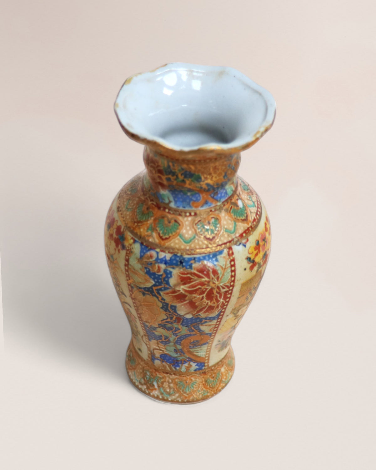 Modern Vintage Chinese Japanese Satsuma Style Porcelain Vase