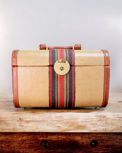 Vintage Mid-20th Century Old Leather Roma Travel Vanity Case " Needs Restoration "