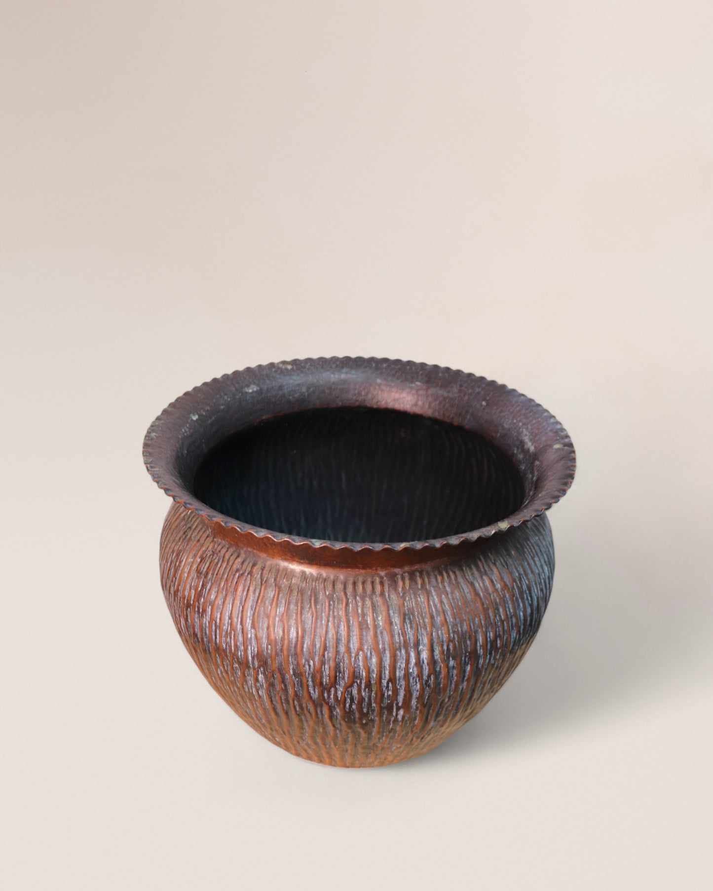 Early 1900s Italian Handmade Copper Flowerpot