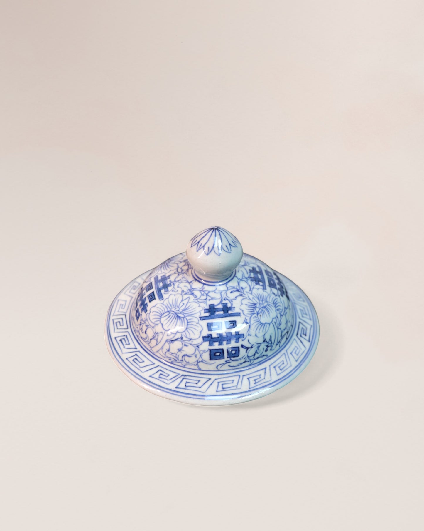 Early 1900s Chinese 'Shuangxi' Baluster Lidded Vase
